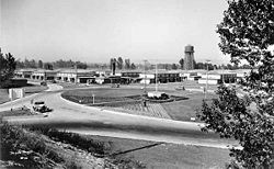 https://commons.wikimedia.org/wiki/File:Vanport_street_scene.jpg Vanport Street 1943
