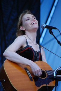 gillian welch by whittlz is licensed under CC BY-NC-ND 2.0