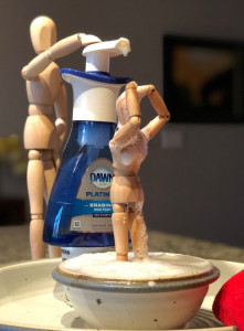 wooden_family_shampoo.jpg wooden_family_shampoo.jpg