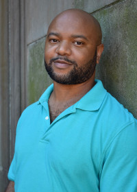 Author De'Shawn Charles Winslow (photo courtesy of Julie R. Keresztes)